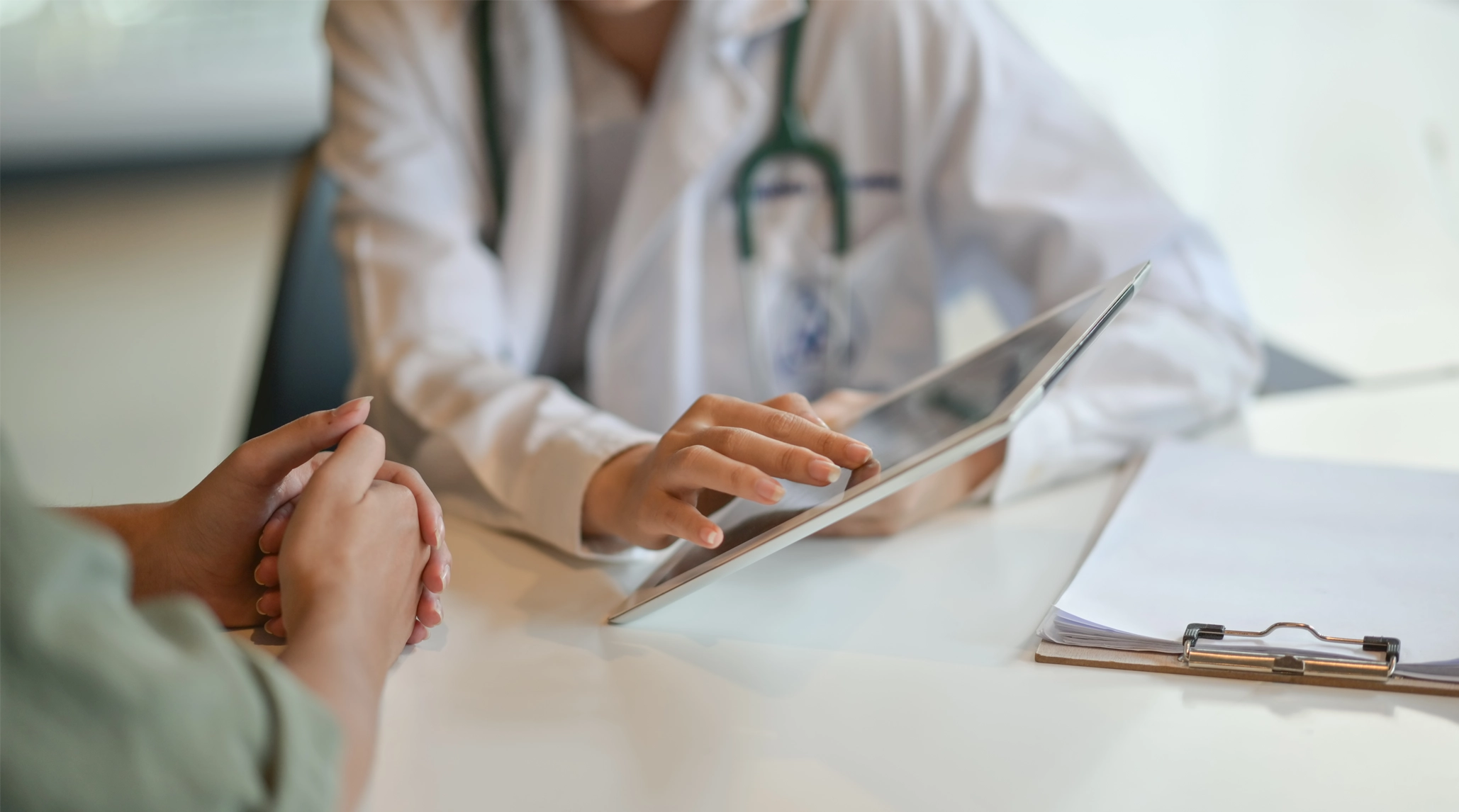nVNS vs. Prescription Drugs Benefits, Drawbacks, and Effectiveness